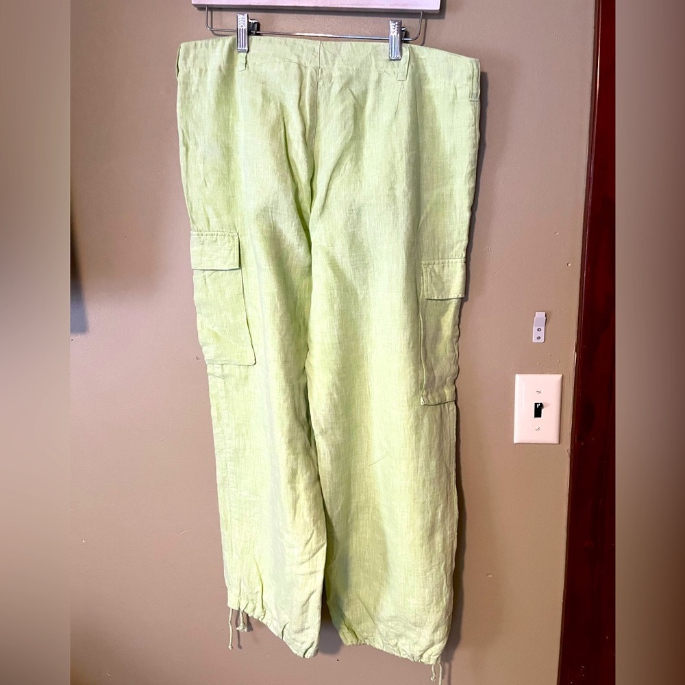 Lauren Ralph Lauren Neon Linen Cargo Jogger Pants - Picture 3 of 8